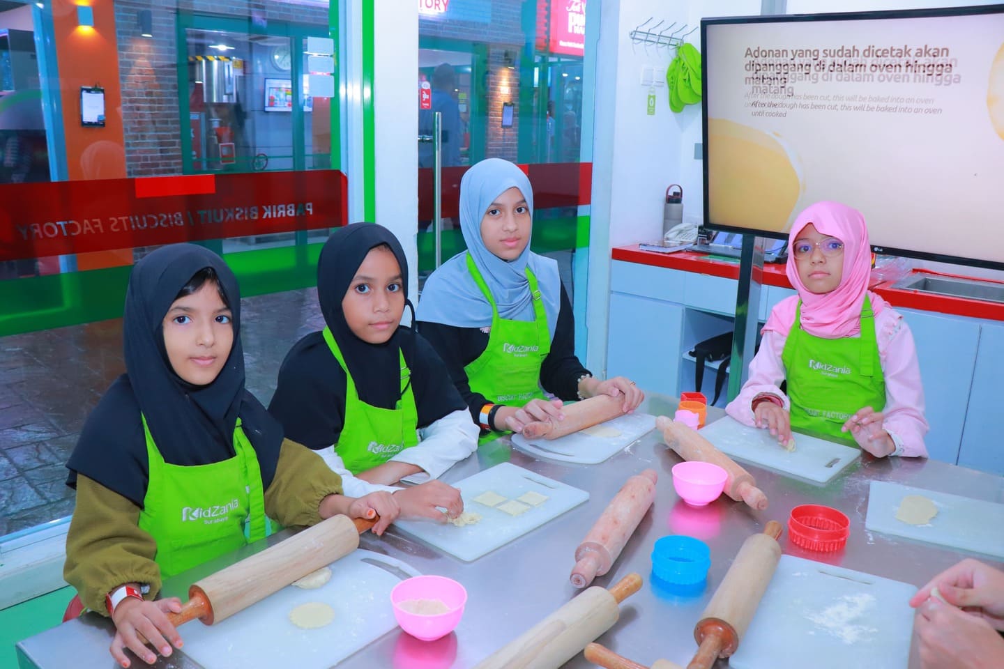 Biscuit_factory_(1)_(1)